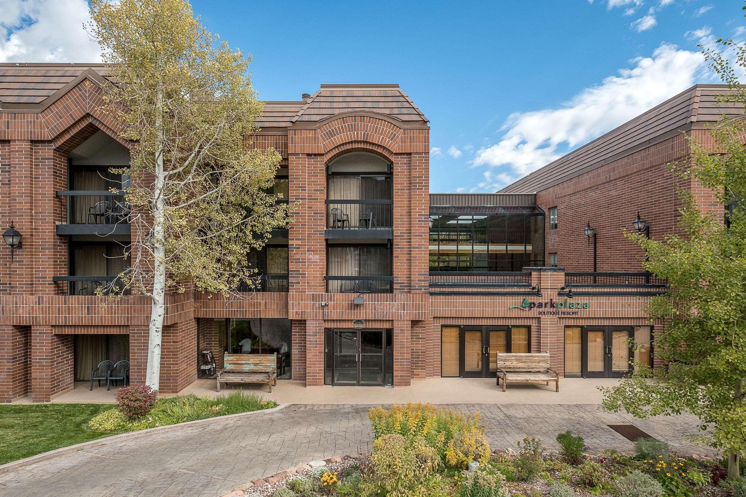 Park Plaza Resort, Ascend Hotel Collection Park City Bagian luar foto