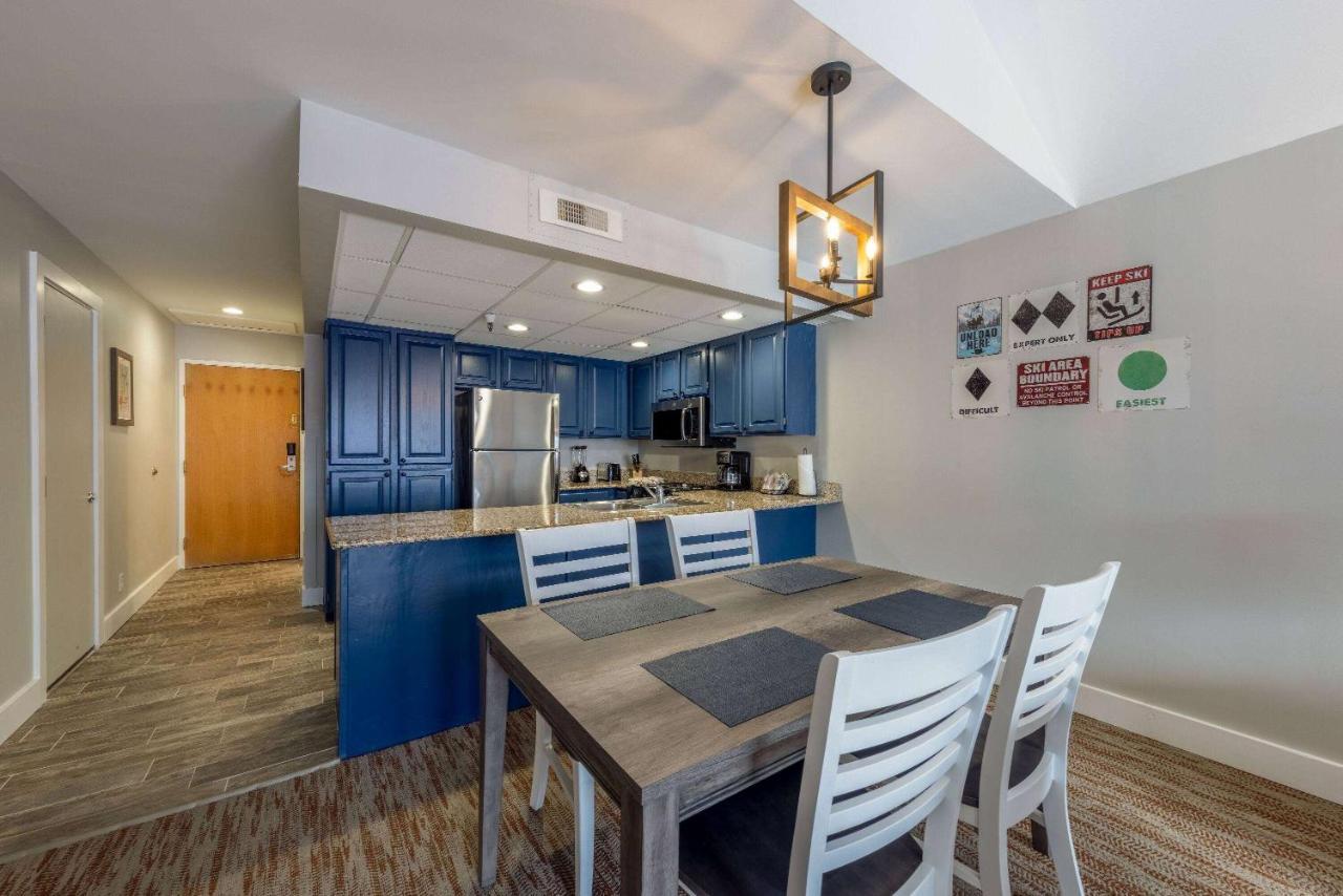 Park Plaza Resort, Ascend Hotel Collection Park City Bagian luar foto