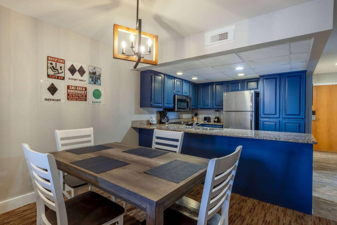 Park Plaza Resort, Ascend Hotel Collection Park City Bagian luar foto