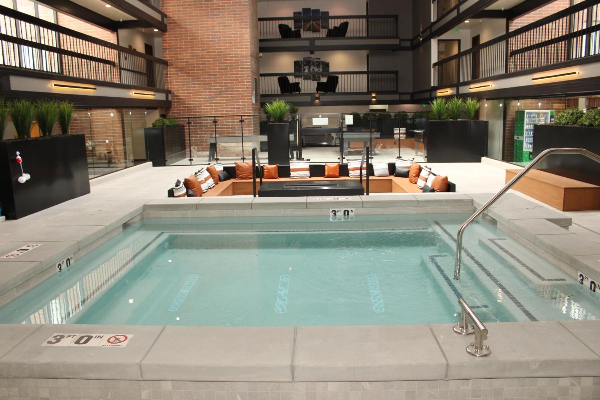 Park Plaza Resort, Ascend Hotel Collection Park City Bagian luar foto