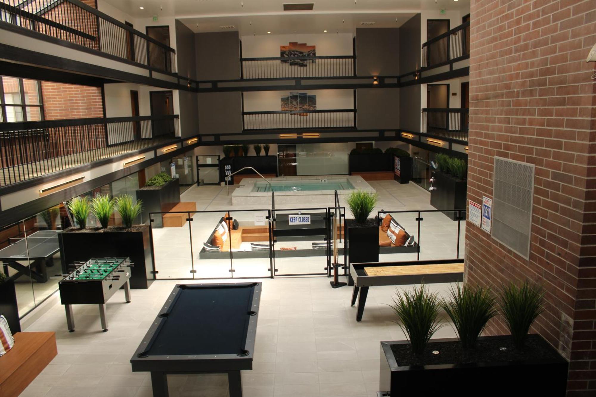 Park Plaza Resort, Ascend Hotel Collection Park City Bagian luar foto